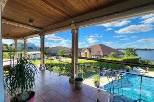 insect-screen-retractable